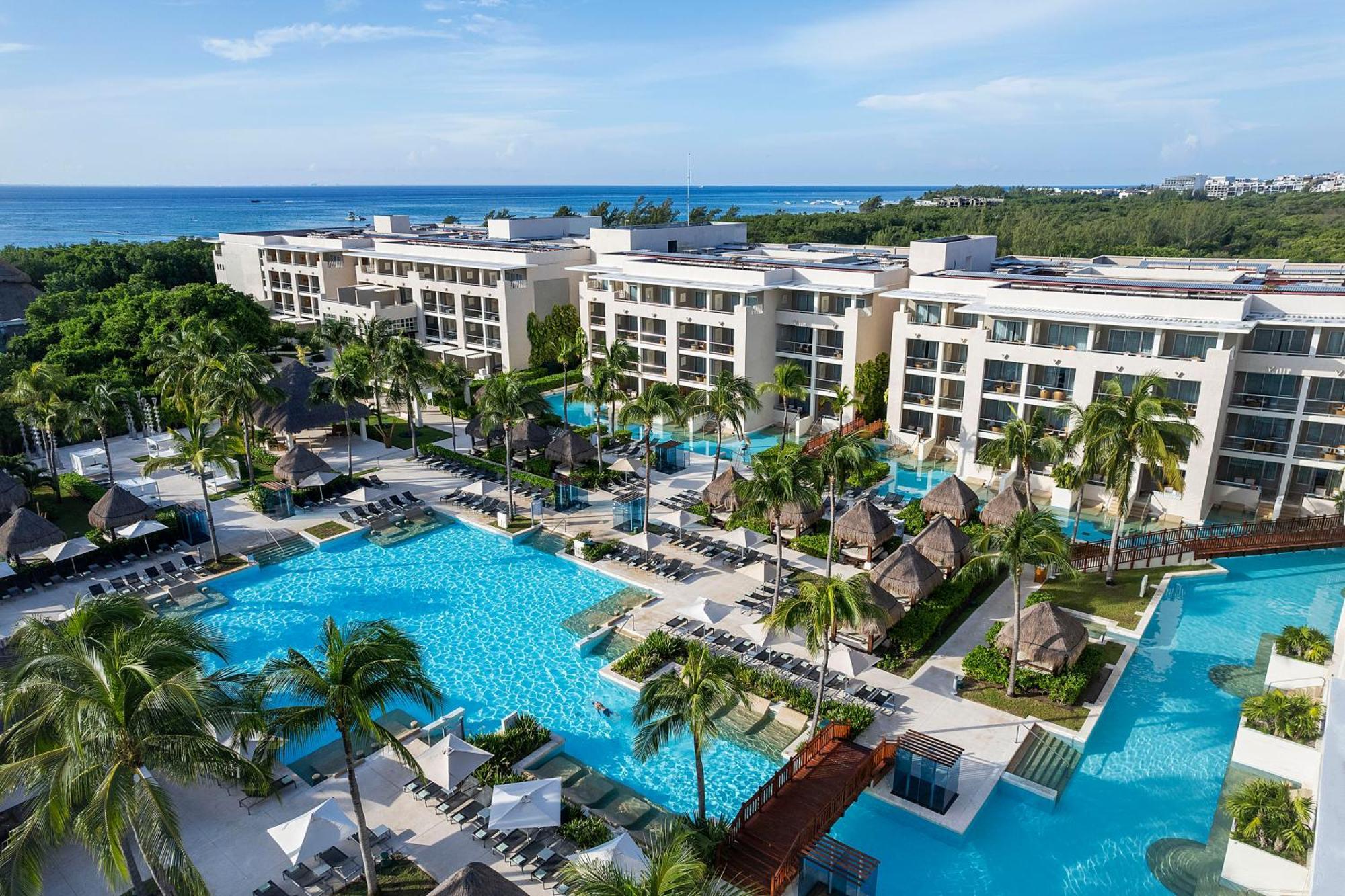 PARADISUS PLAYA DEL CARMEN LA PERLA ADULTS ONLY